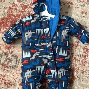 worn once Columbia Toddler Puffer Snowsuit in Navy, Blue, Gray, Red